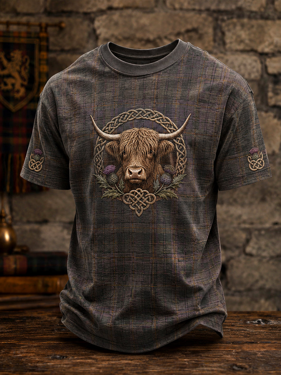 Men’s Highland Cow Celtic Knot Graphic Tee