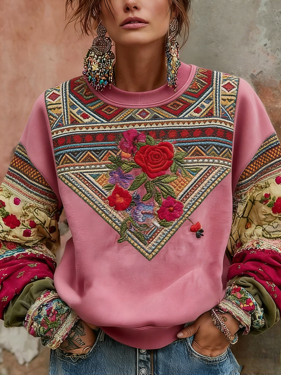 Damska bluza w stylu vintage z rakiem piersi z kwiatowym nadrukiem i wygodnym dopasowa niem.